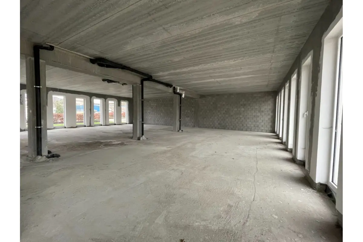 Handelszaak te  koop in Vilvoorde 1800 630000.00€  slaapkamers 360.00m² - Zoekertje 671626