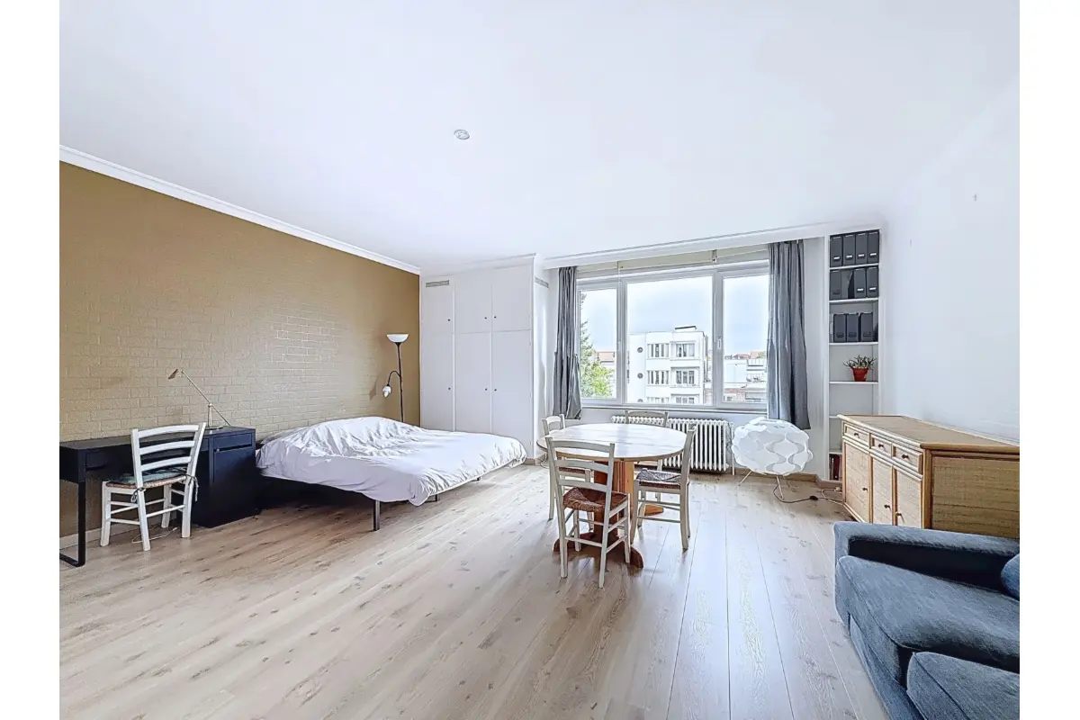 Studio te  huur in Elsene 1050 880.00€  slaapkamers 47.00m² - Zoekertje 671594