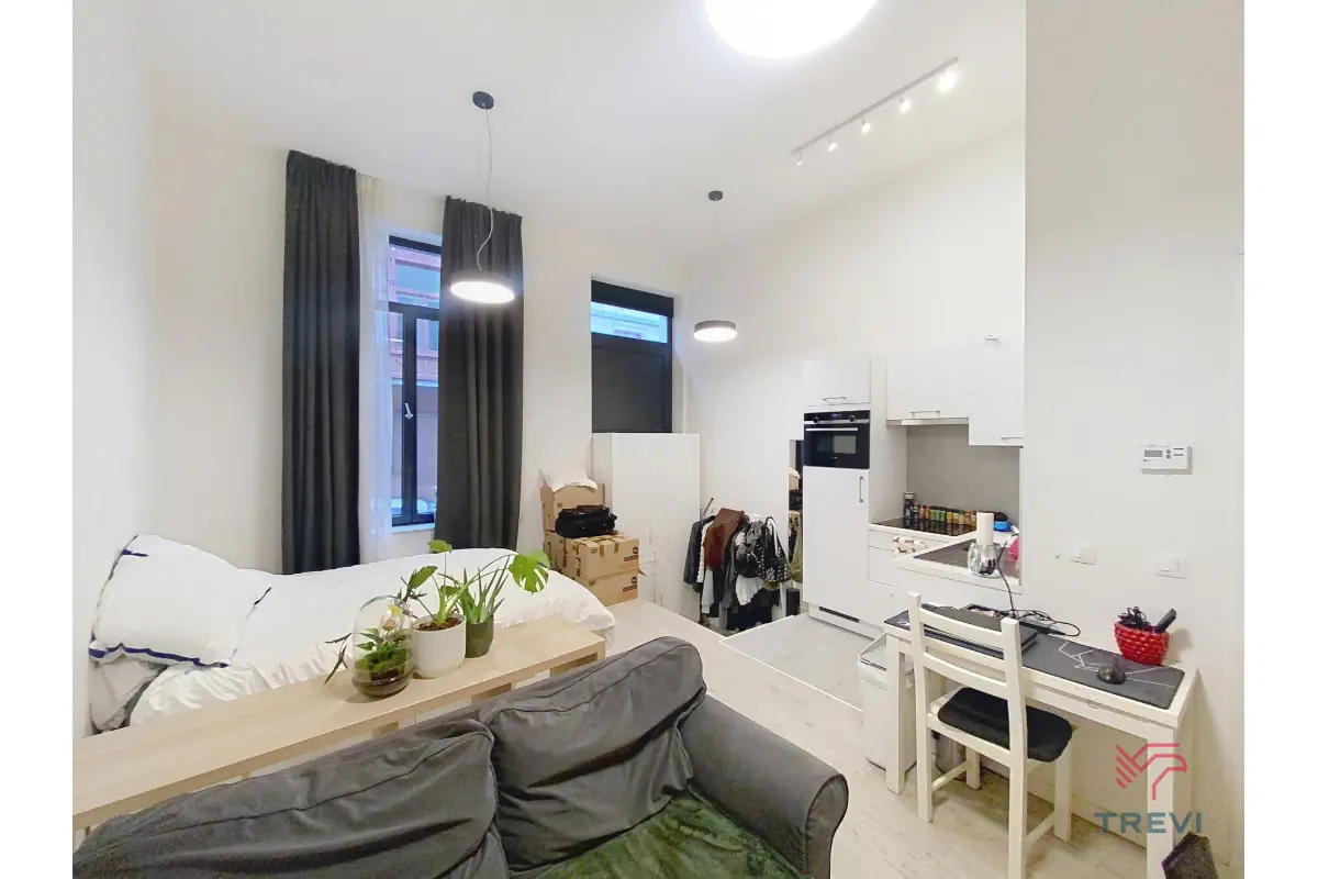 Studio te  huur in Brussel 1000 820.00€ 0 slaapkamers 40.00m² - Zoekertje 671954