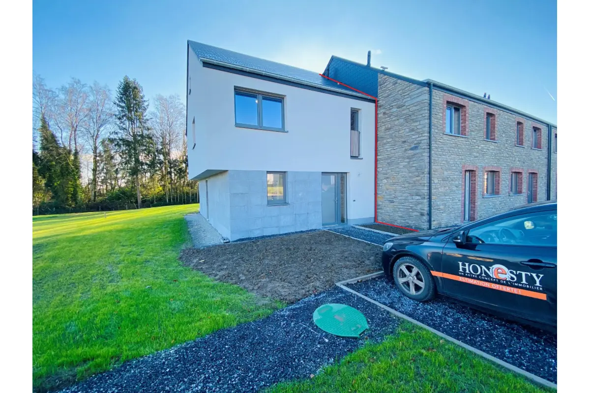 Huis te  huur in Libramont-Chevigny 6800 1250.00€ 5 slaapkamers 170.00m² - Zoekertje 672347