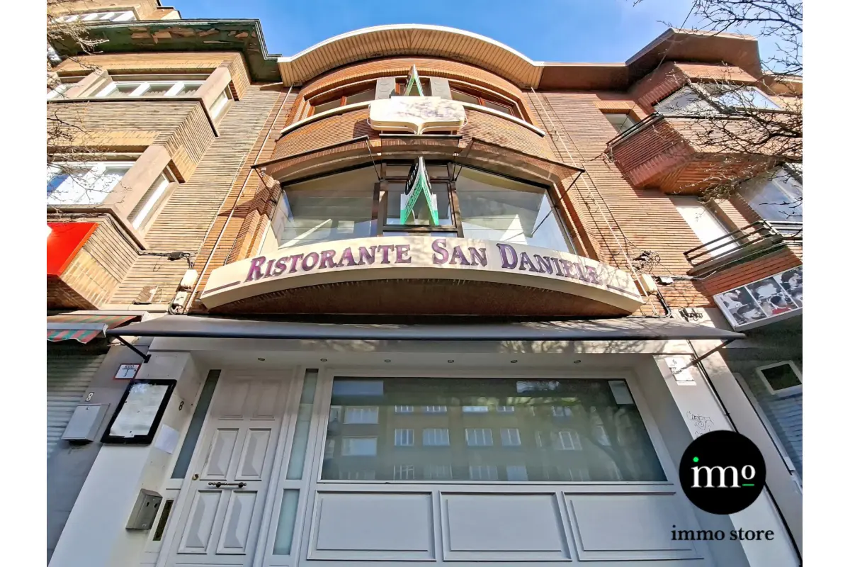 Handelszaak te  koop in Ganshoren 1083 695000.00€  slaapkamers 306.00m² - Zoekertje 672553