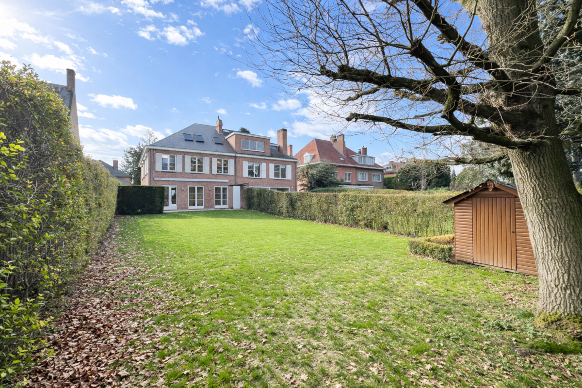 Huis te  huur in Sint-Pieters-Woluwe 1150 4200.00€ 5 slaapkamers 362.00m² - Zoekertje 673077