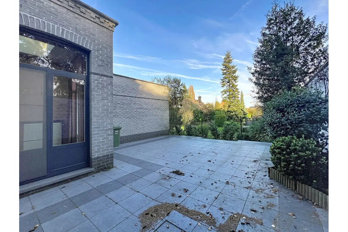 Huis te  huur in Gent 9000 2350.00€ 5 slaapkamers 297.00m² - Zoekertje 673110