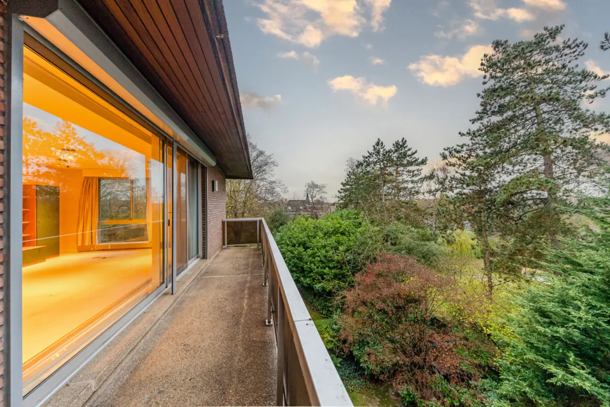 Appartement à  à Woluwe-Saint-Pierre 1150 395000.00€ 3 chambres 115.00m² - annonce 672824