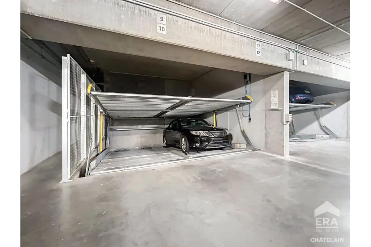 Parking te  huur in Etterbeek 1040 120.00€  slaapkamers m² - Zoekertje 672687