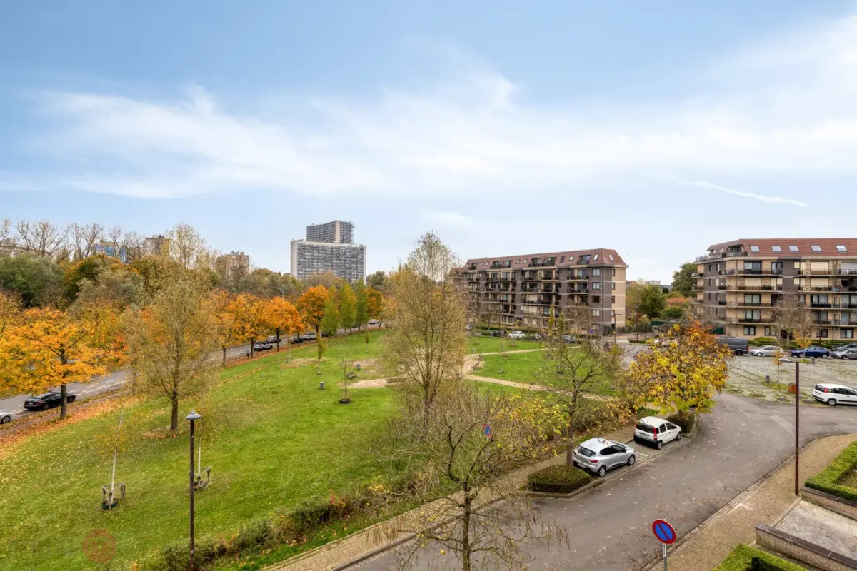 Appartement te  koop in Anderlecht 1070 335000.00€ 2 slaapkamers 95.00m² - Zoekertje 672450