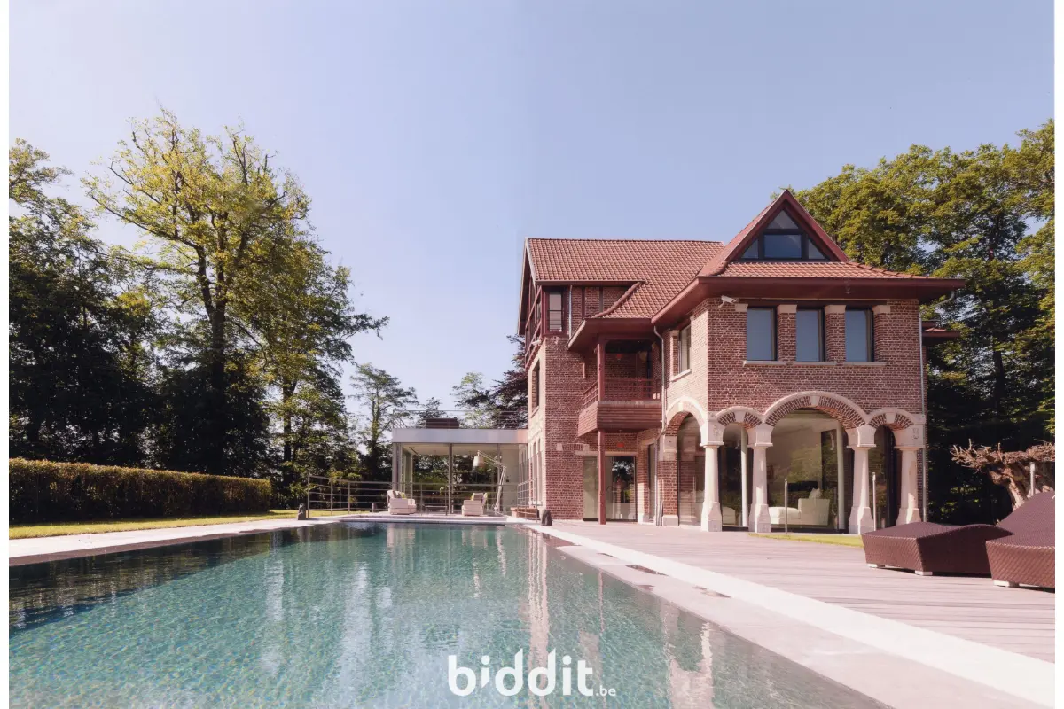 Huis te  koop in Ukkel 1180 2500000.00€ 5 slaapkamers m² - Zoekertje 672908
