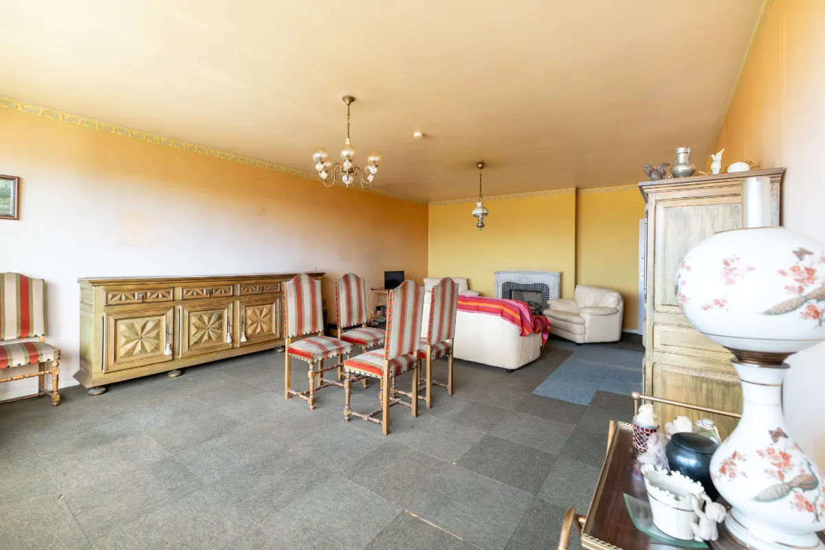 Appartement te  in Sint-Jans-Molenbeek 1080 175000.00€ 2 slaapkamers 124.00m² - Zoekertje 673113