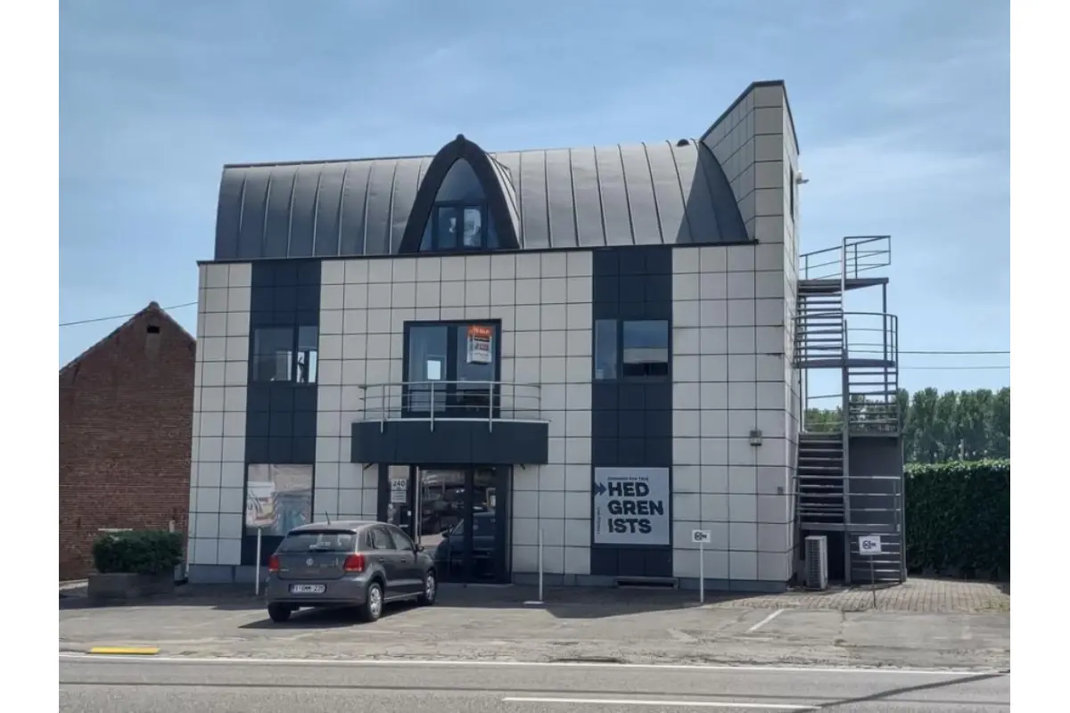 Appartementsgebouw te  koop in Strijtem 1760 445000.00€ 3 slaapkamers 242.00m² - Zoekertje 672407