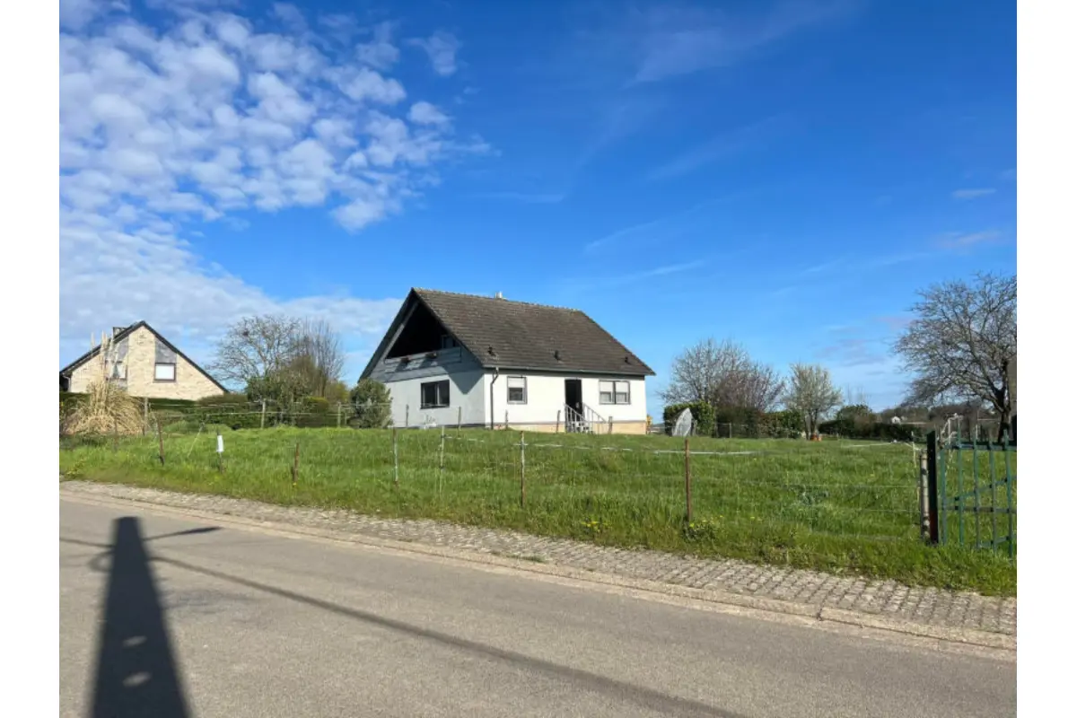 Grond te  koop in Glons 4690 85000.00€  slaapkamers m² - Zoekertje 673720