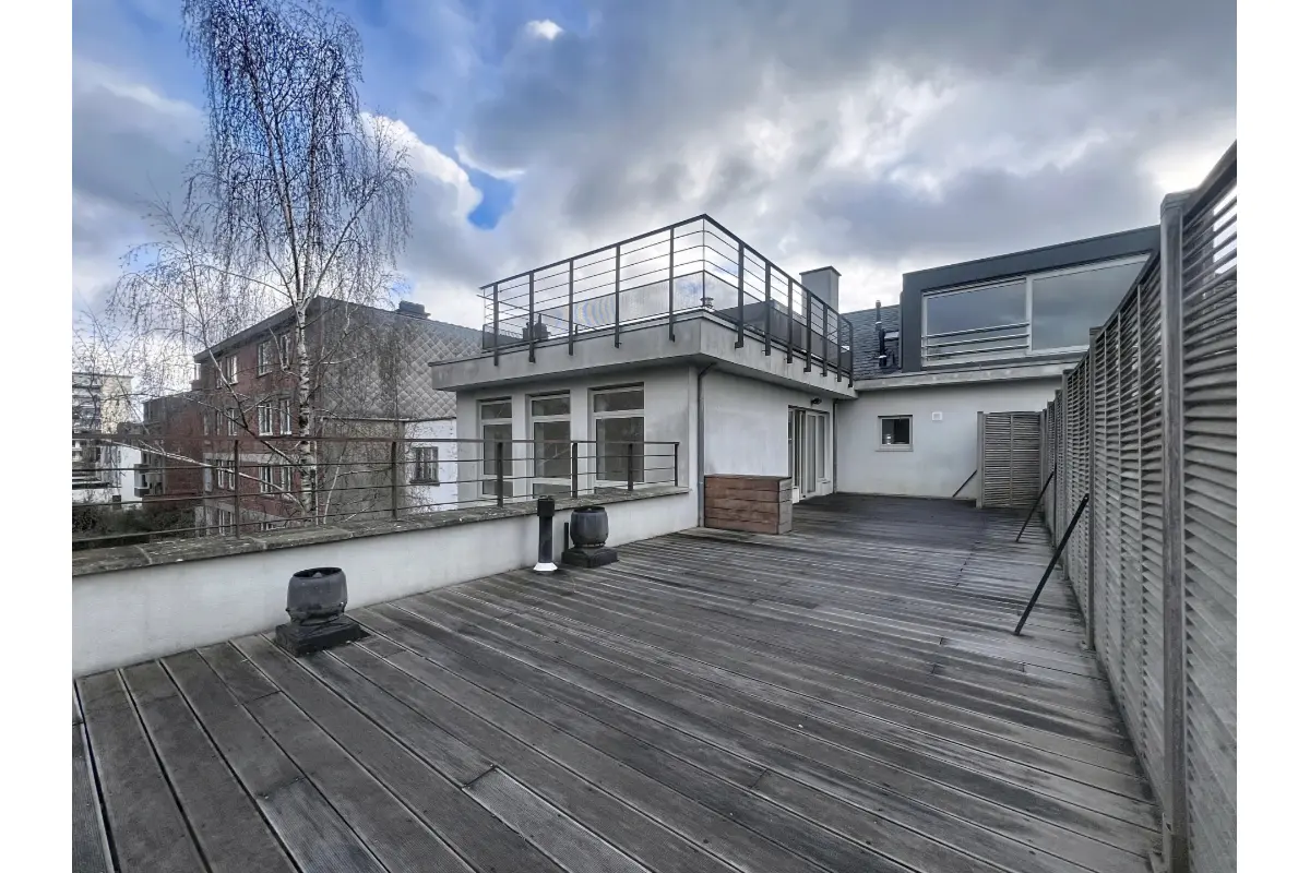 Appartement te  huur in Ukkel 1180 1200.00€ 1 slaapkamers 61.00m² - Zoekertje 674328