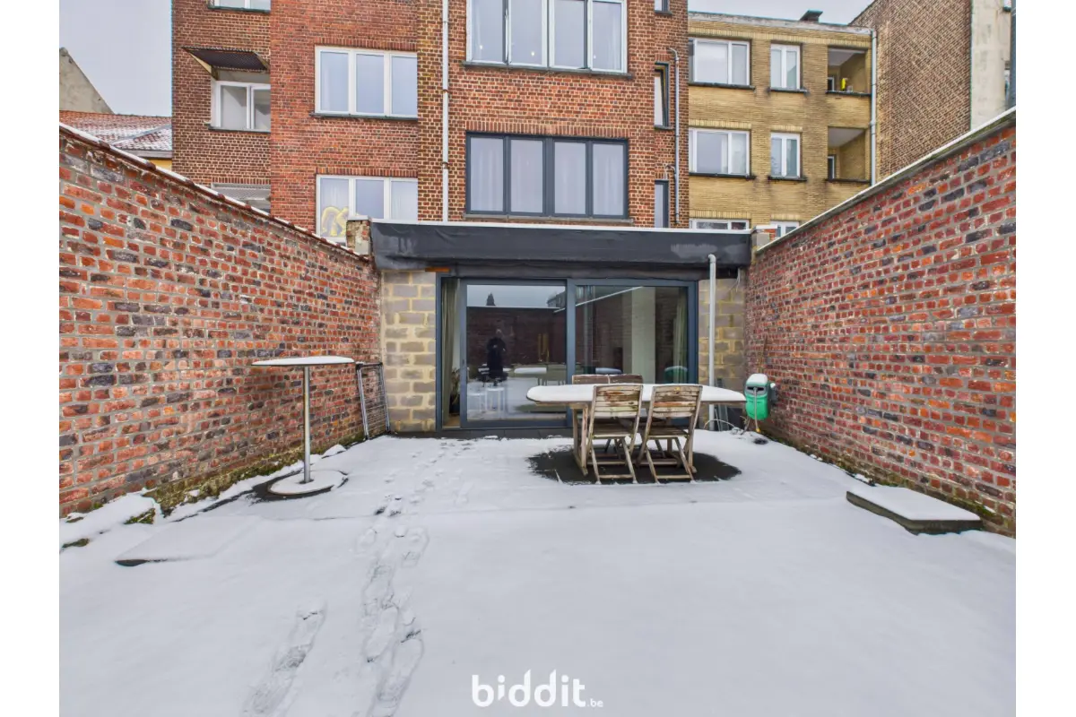 Maison à vendre à Ixelles 1050 550000.00€ 8 chambres m² - annonce 673765