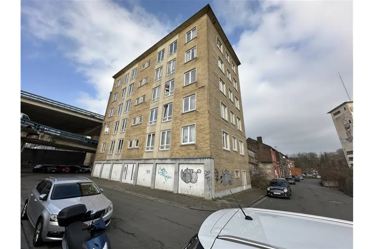 Appartementsgebouw te  koop in Charleroi 6000 950000.00€ 15 slaapkamers 767.00m² - Zoekertje 673905