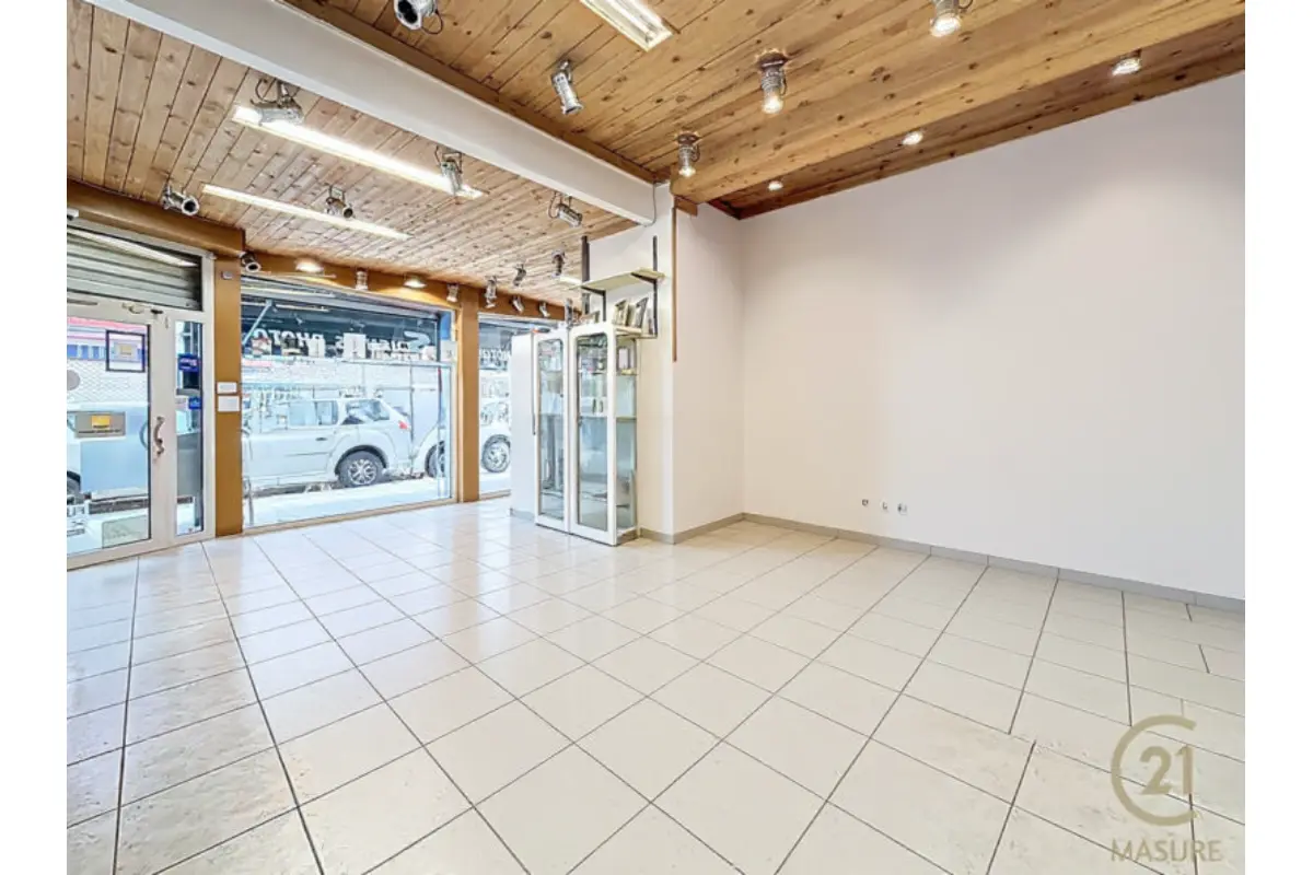 Handelszaak te  koop in Zinnik 7060 170000.00€  slaapkamers 170.00m² - Zoekertje 673651