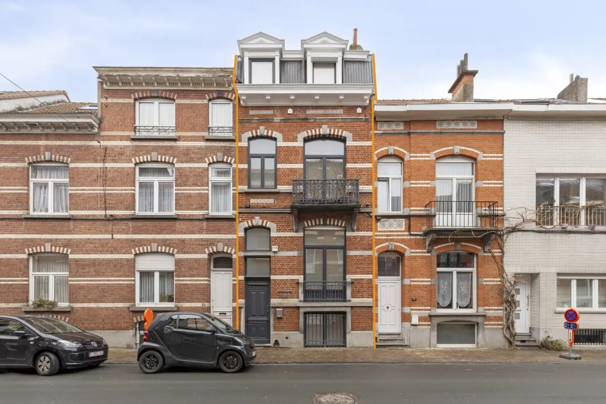 Huis te  koop in Anderlecht 1070 499000.00€ 4 slaapkamers 241.00m² - Zoekertje 673772