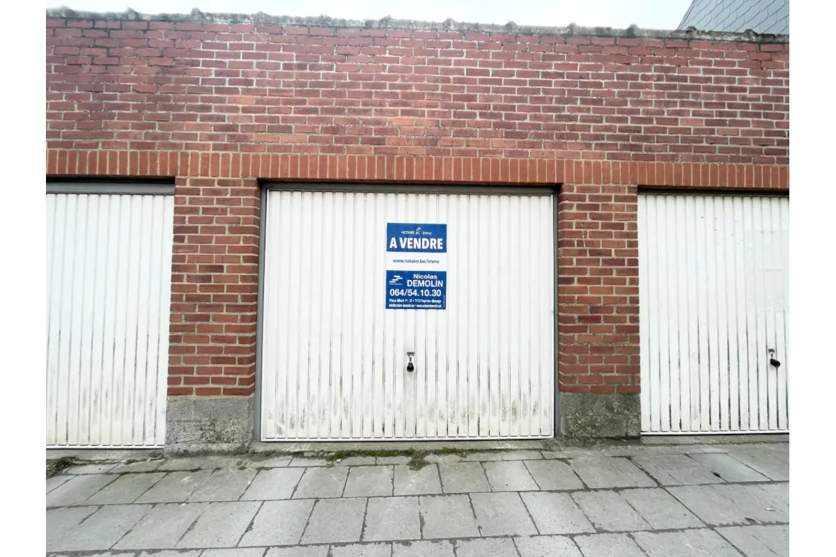 Parking & garage te  koop in Bois-d'Haine 7170 10000.00€  slaapkamers m² - Zoekertje 673769