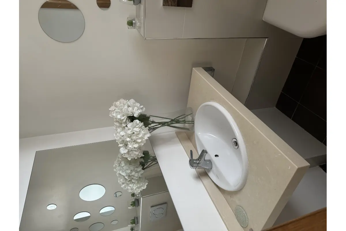 Appartement à louer à Forest 1190 2100.00€ 3 chambres 120.00m² - annonce 674575