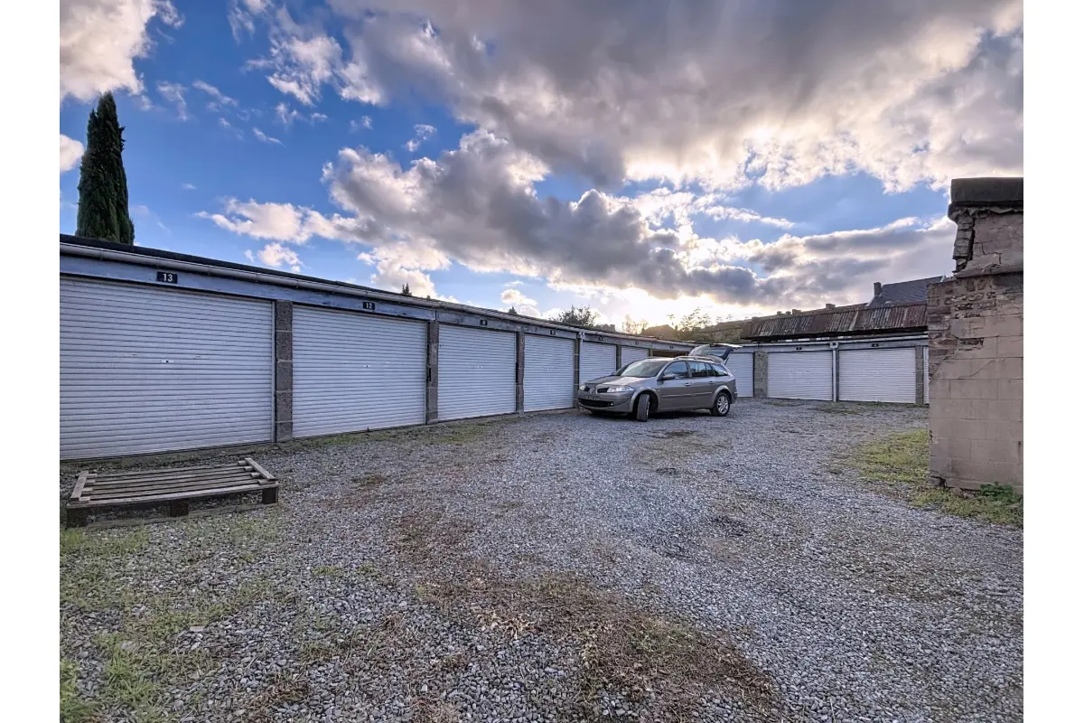 Parking & garage te  koop in Ougrée 4102 139000.00€  slaapkamers m² - Zoekertje 674568