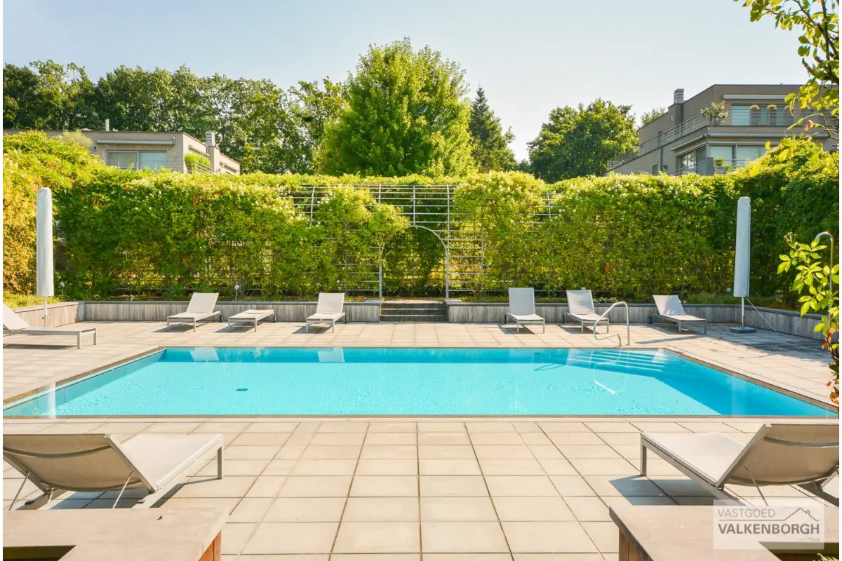 Appartementsgebouw te  koop in Genk 3600 495000.00€ 1 slaapkamers 109.00m² - Zoekertje 674807