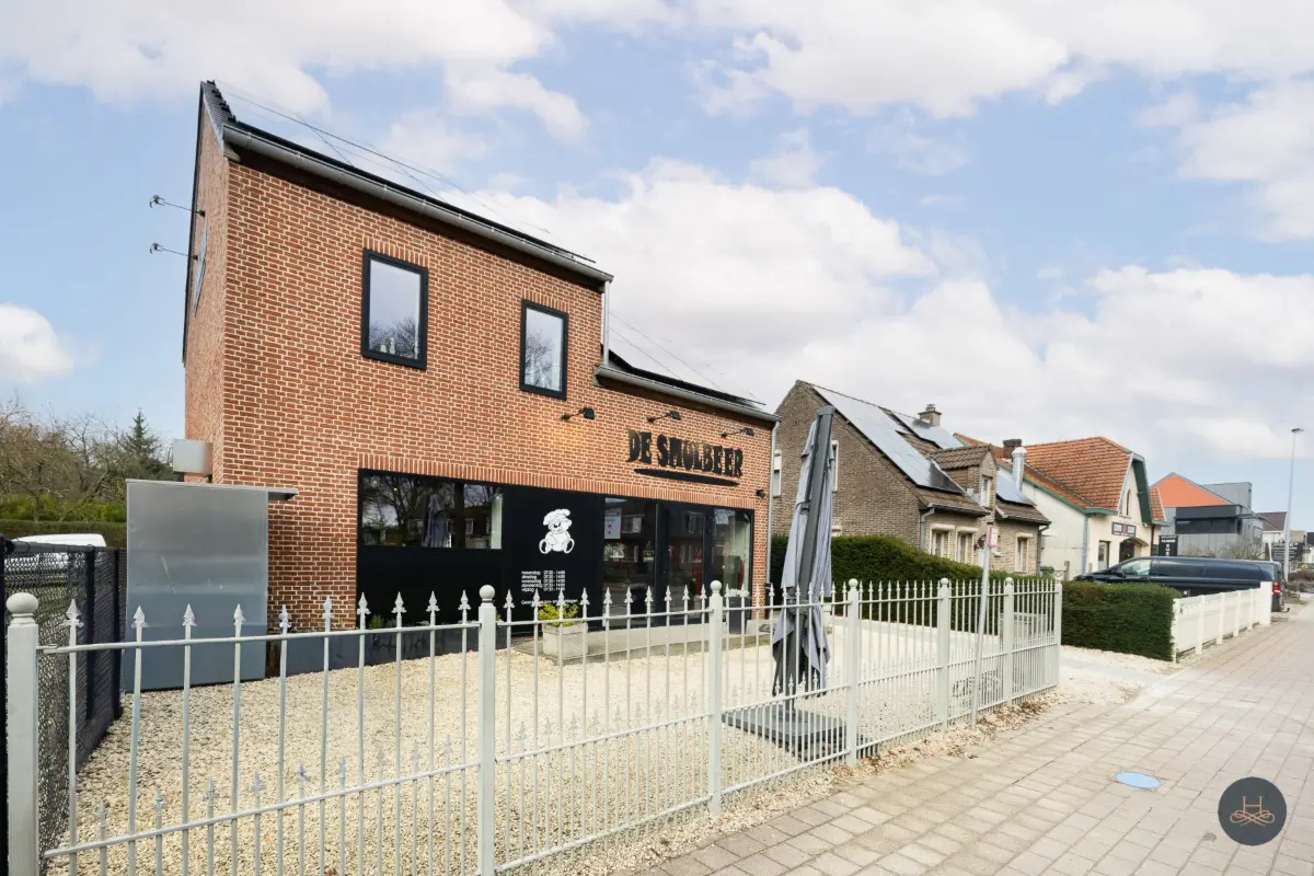 Handelszaak te  koop in Haacht 3150 447000.00€  slaapkamers 229.00m² - Zoekertje 674821