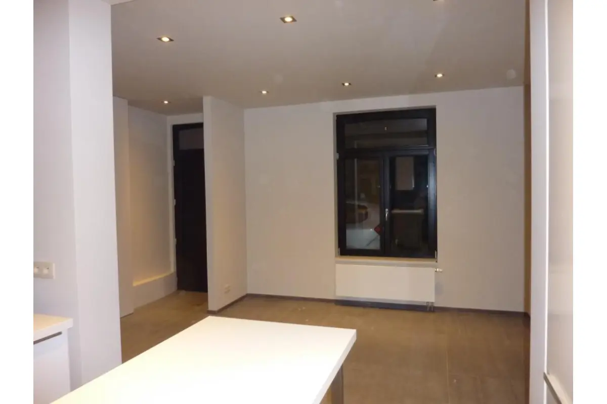 Huis te  huur in Ukkel 1180 1400.00€ 3 slaapkamers 95.00m² - Zoekertje 674825