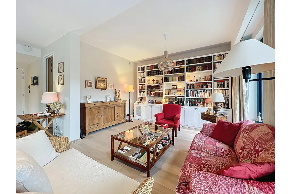 Appartement à louer à Uccle 1180 2425.00€ 2 chambres 131.00m² - annonce 675702