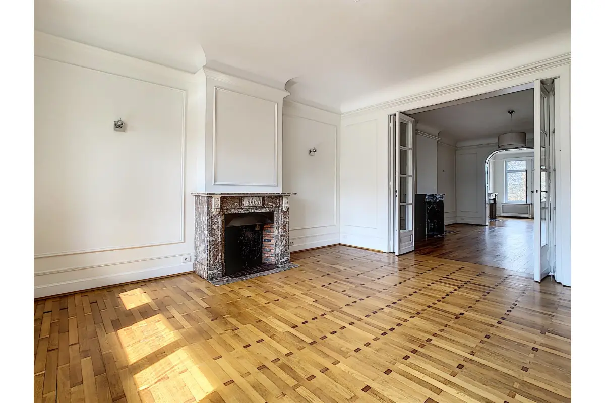 Appartement te  huur in Elsene 1050 3800.00€ 3 slaapkamers 235.00m² - Zoekertje 675334