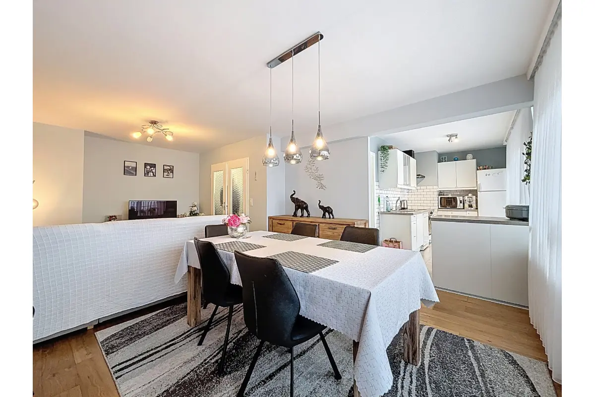 Appartement te  koop in Anderlecht 1070 189000.00€ 1 slaapkamers 60.00m² - Zoekertje 675387