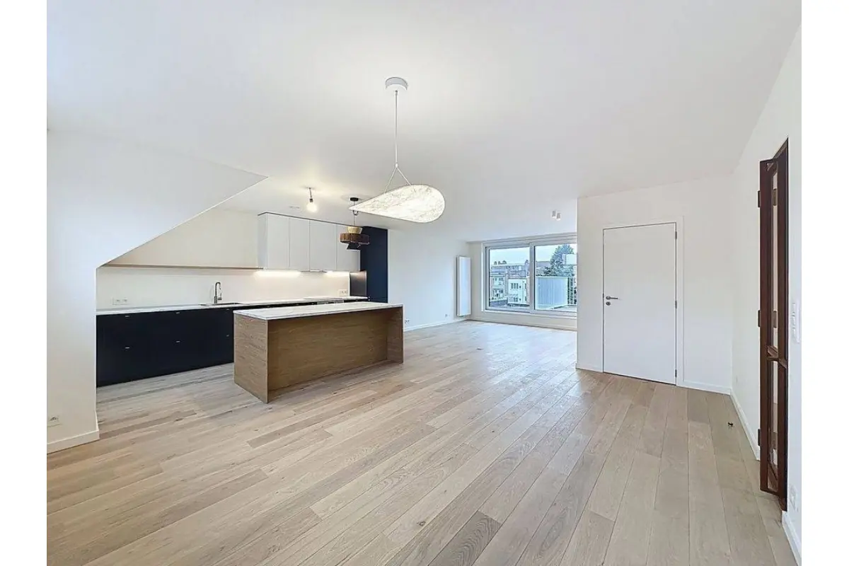 Appartement à louer à Ixelles 1050 1875.00€ 2 chambres 110.00m² - annonce 675269