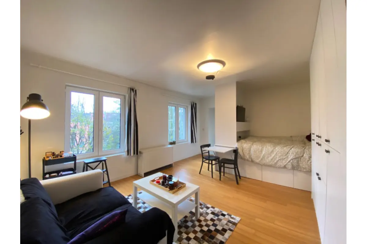 Appartement à vendre à Ixelles 1050 280000.00€  chambres m² - annonce 675643