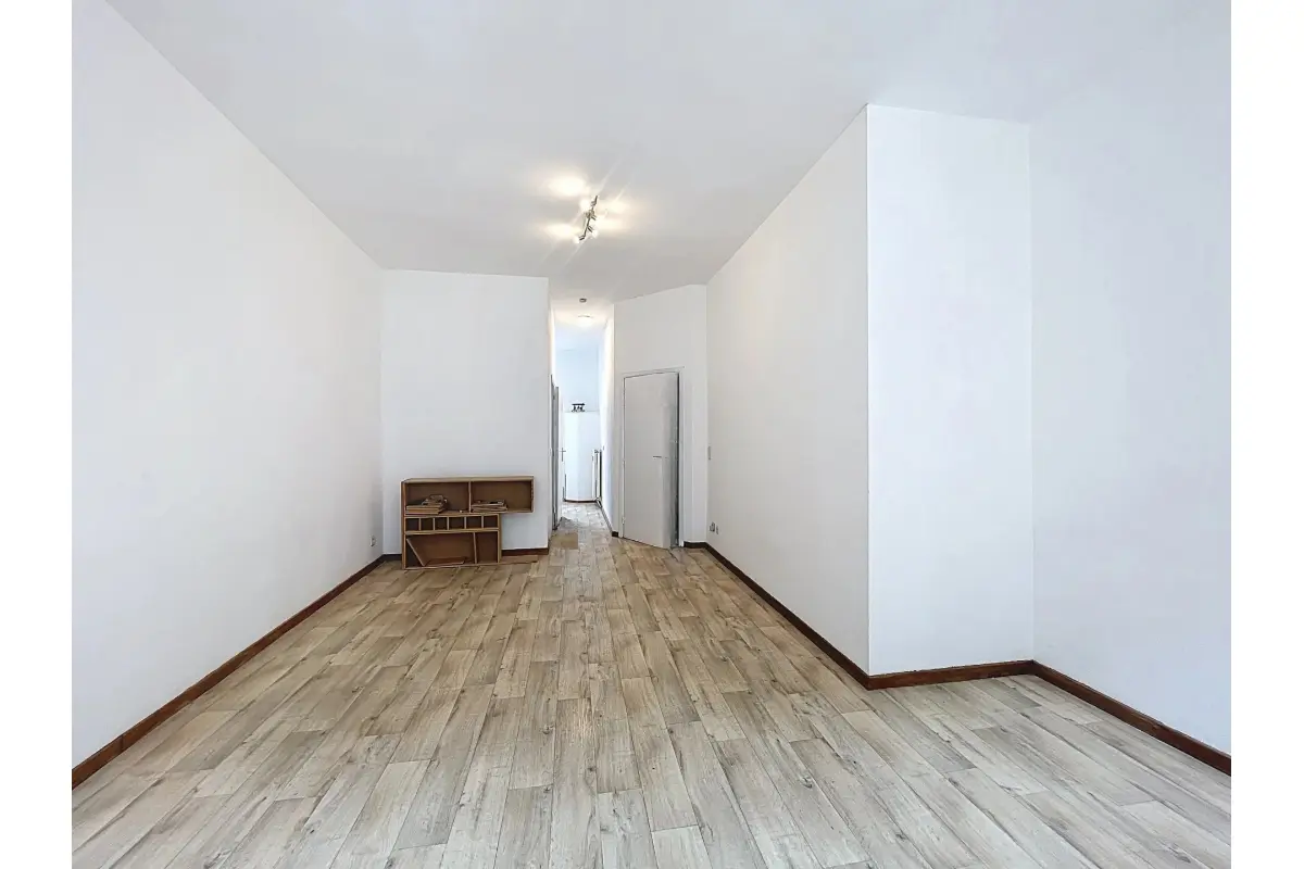 Studio à louer à Huy 4500 570.00€ 0 chambres 45.00m² - annonce 675008