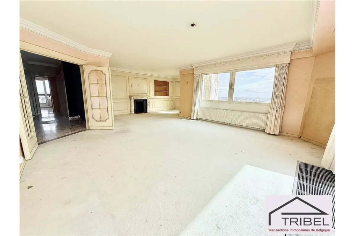 Appartement à  à Molenbeek-Saint-Jean 1080 275000.00€ 4 chambres 142.00m² - annonce 675297