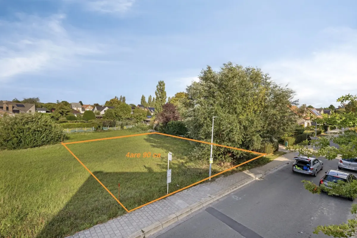 Grond te  koop in Denderleeuw 9470 215000.00€  slaapkamers m² - Zoekertje 675332