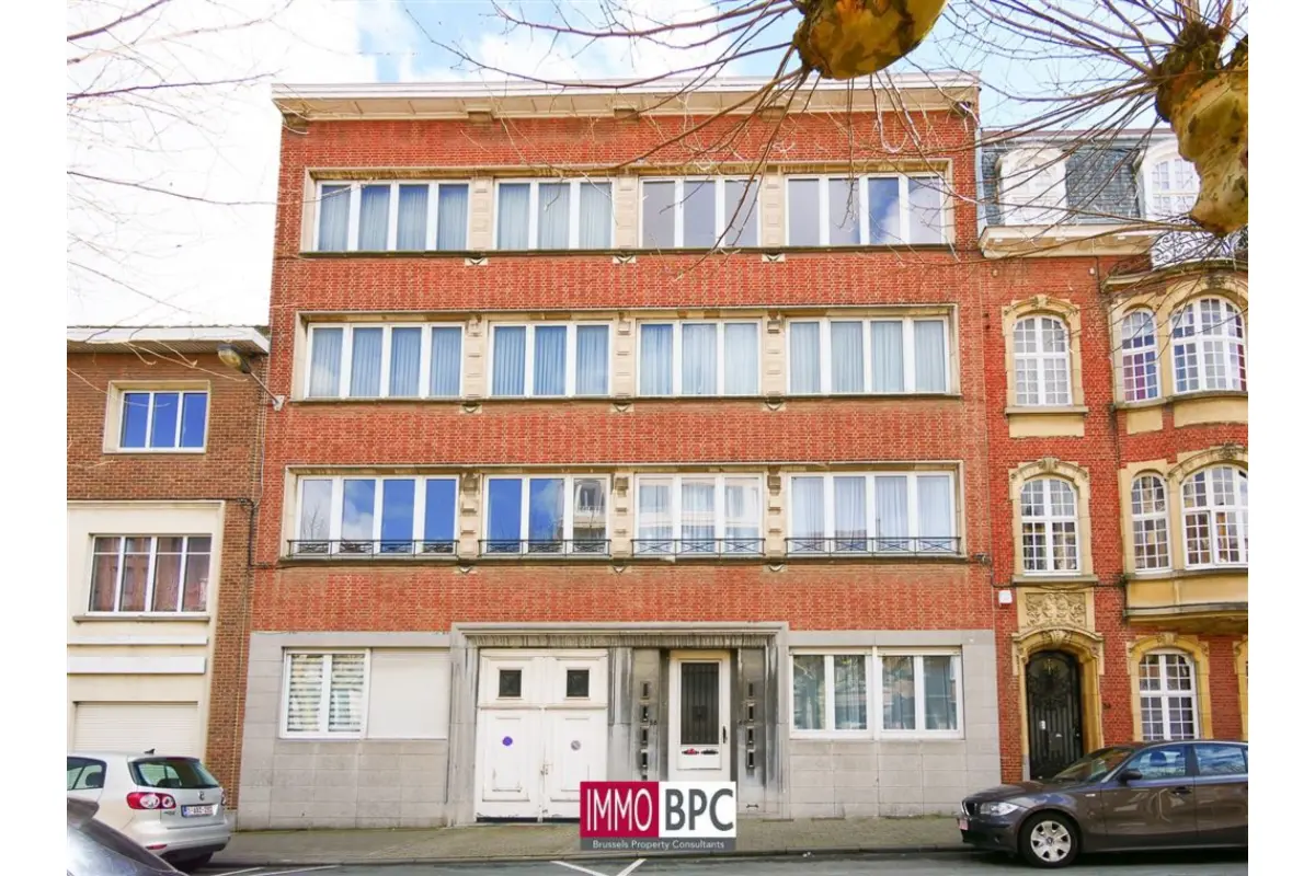 Appartement à louer à Ganshoren 1083 900.00€ 1 chambres 80.00m² - annonce 675637