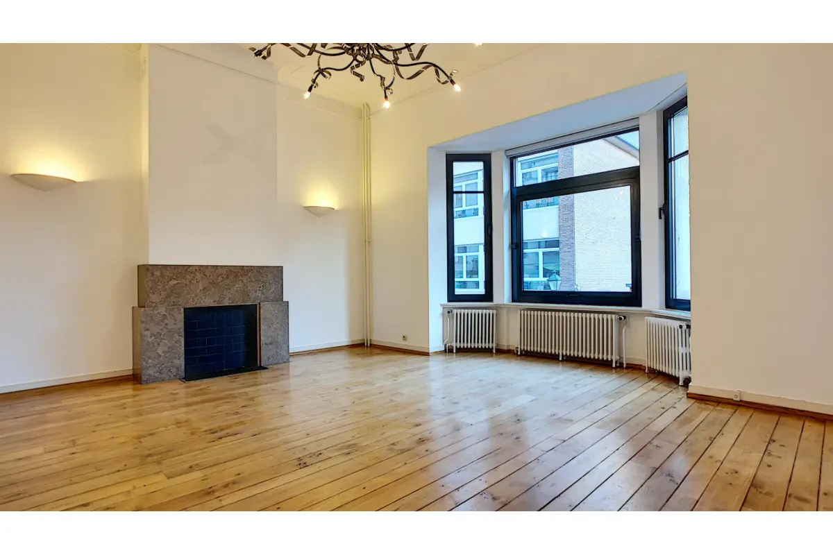 Appartement te  huur in Elsene 1050 1950.00€ 2 slaapkamers 124.00m² - Zoekertje 675336