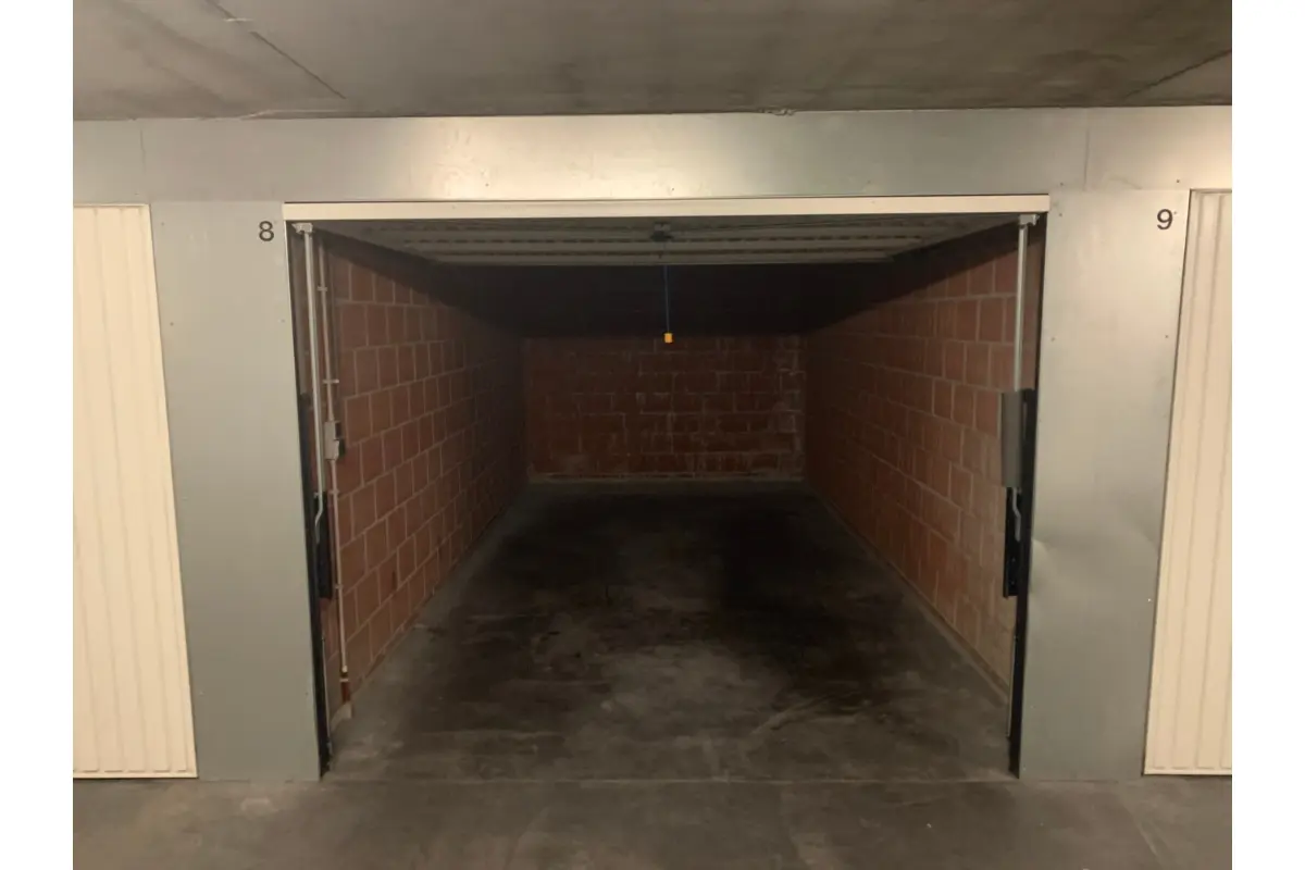 Box te  huur in Oostende 8400 150.00€  slaapkamers m² - Zoekertje 675055