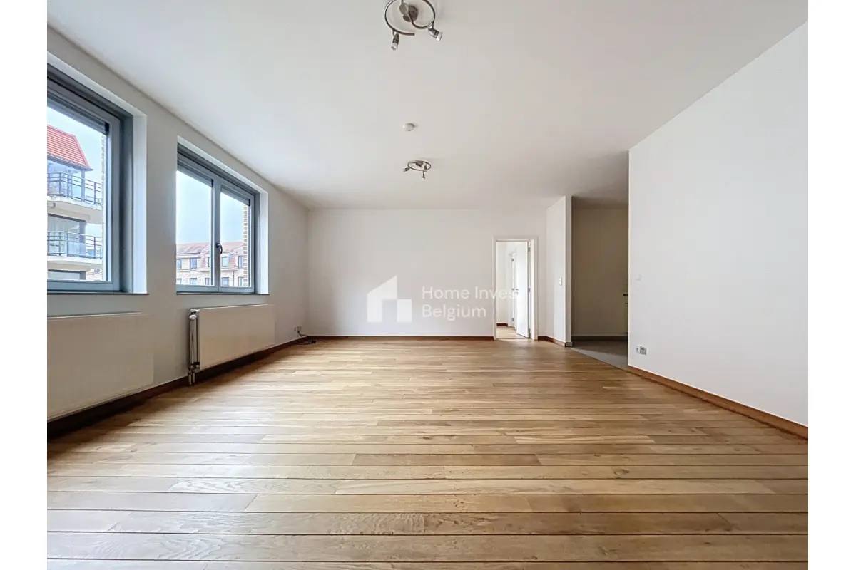 Appartement à vendre à Woluwe-Saint-Lambert 1200 320000.00€ 1 chambres 71.00m² - annonce 675357