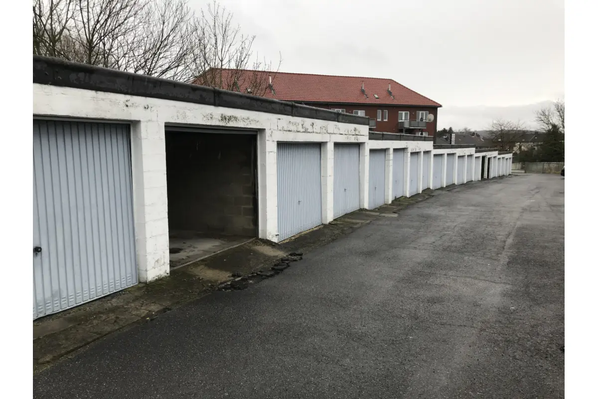 Parking & garage te  huur in Farciennes 6240 65.00€  slaapkamers m² - Zoekertje 675299