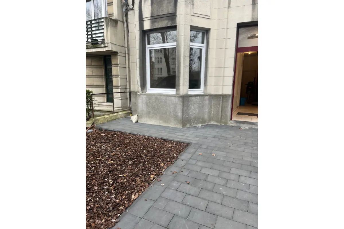 Studio à louer à Berchem 2600 800.00€ 1 chambres 35.00m² - annonce 675471