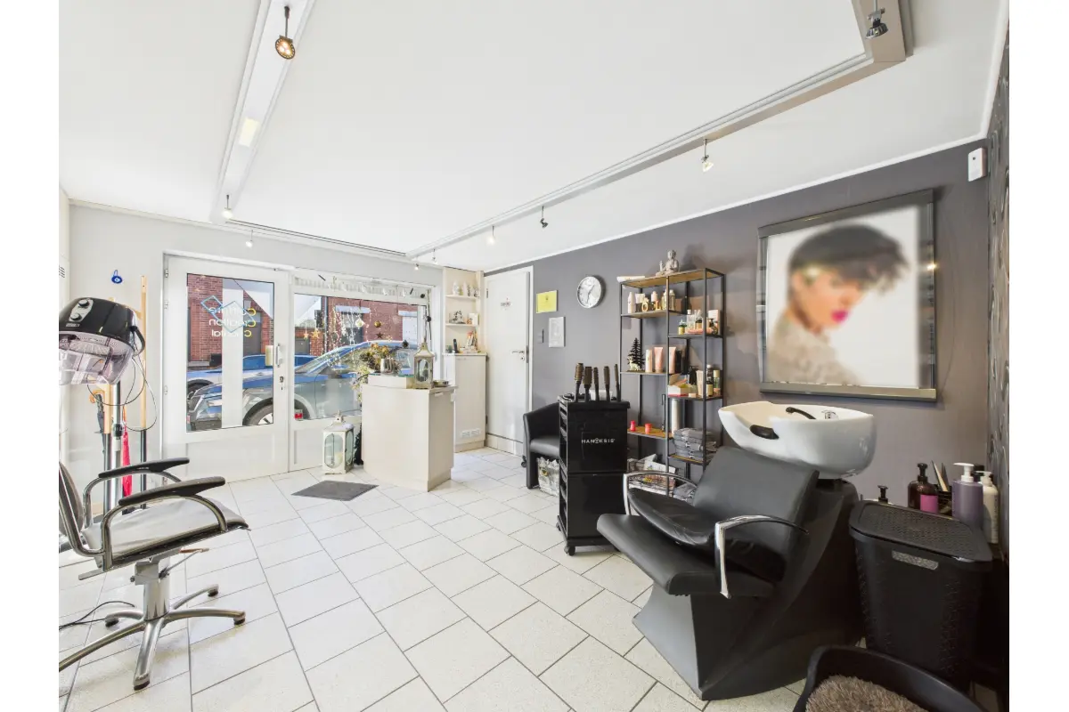 Immeuble mixte à vendre à Loncin 4431 249000.00€ 2 chambres 107.00m² - annonce 676275