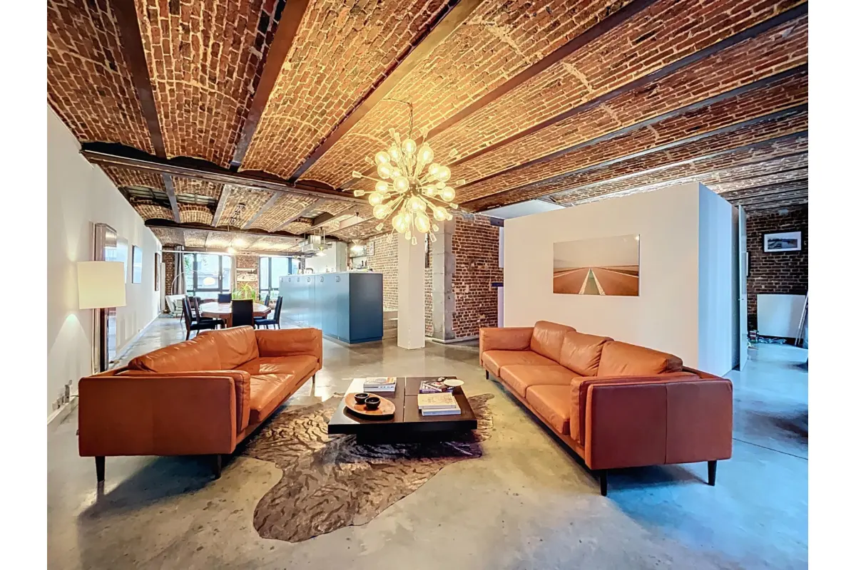 Loft te  huur in Brussel 1000 2200.00€ 1 slaapkamers 180.00m² - Zoekertje 676242