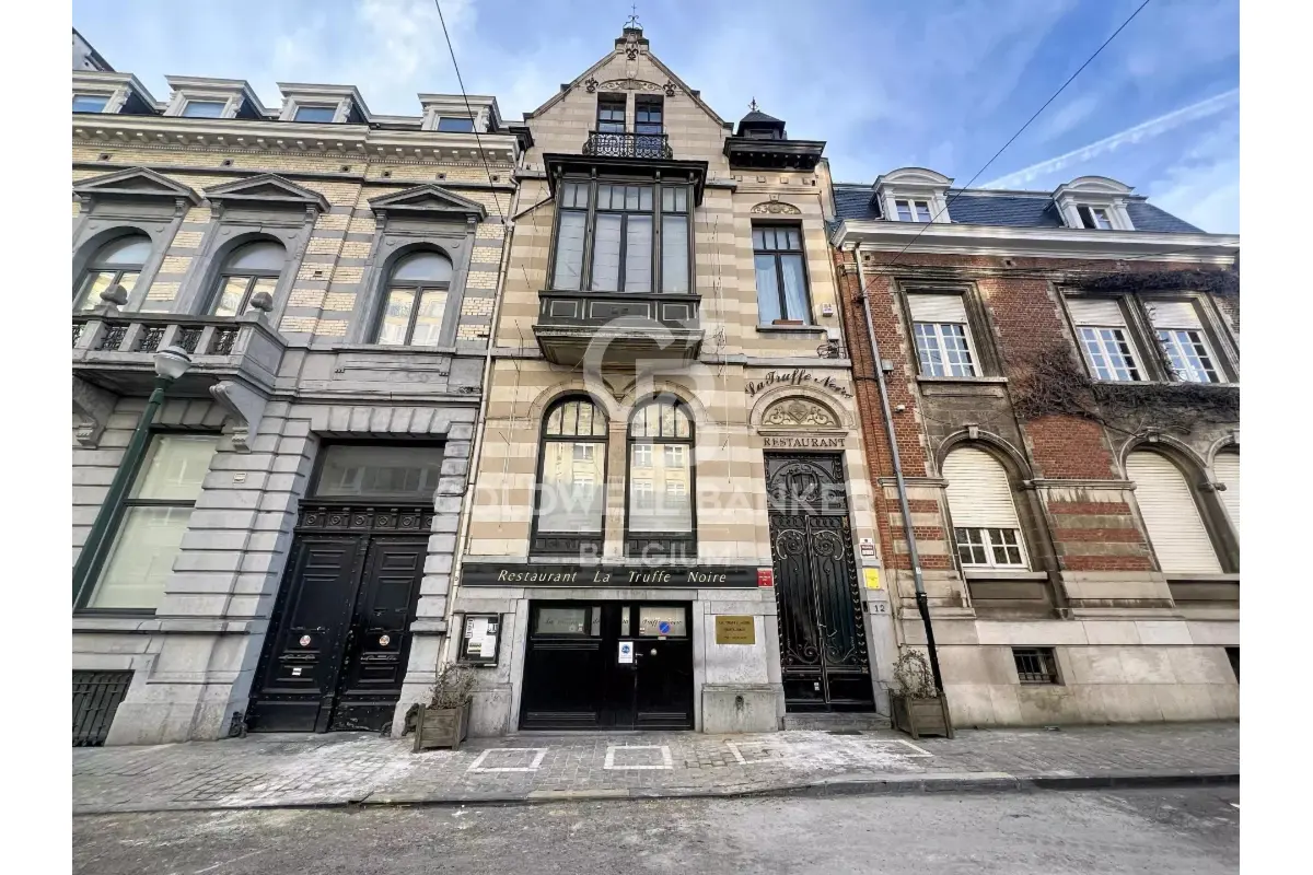 Appartementsgebouw te  koop in Elsene 1050 1290000.00€  slaapkamers 500.00m² - Zoekertje 675872