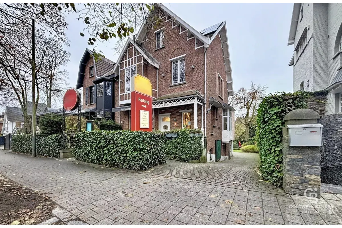 Handelszaak te  koop in Ukkel 1180 1250000.00€  slaapkamers 416.00m² - Zoekertje 675877