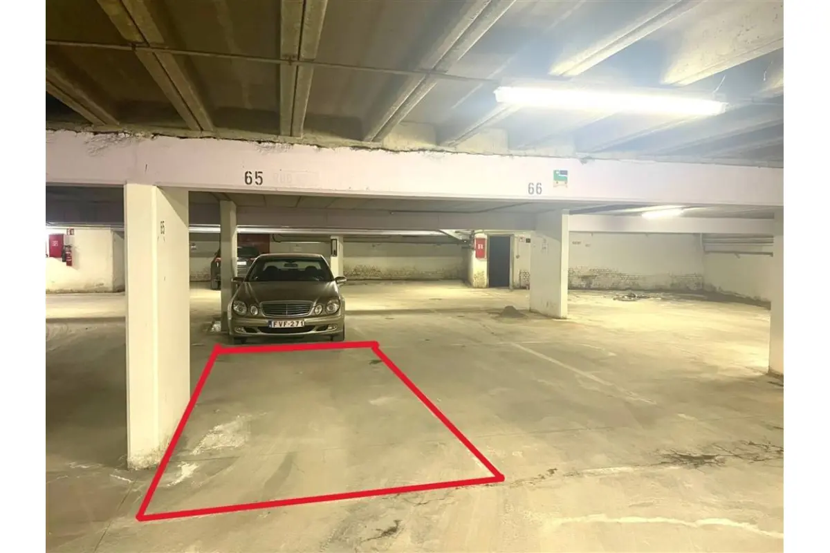 Parking / garage à louer à Anvers 2018 120.00€  chambres m² - annonce 676461