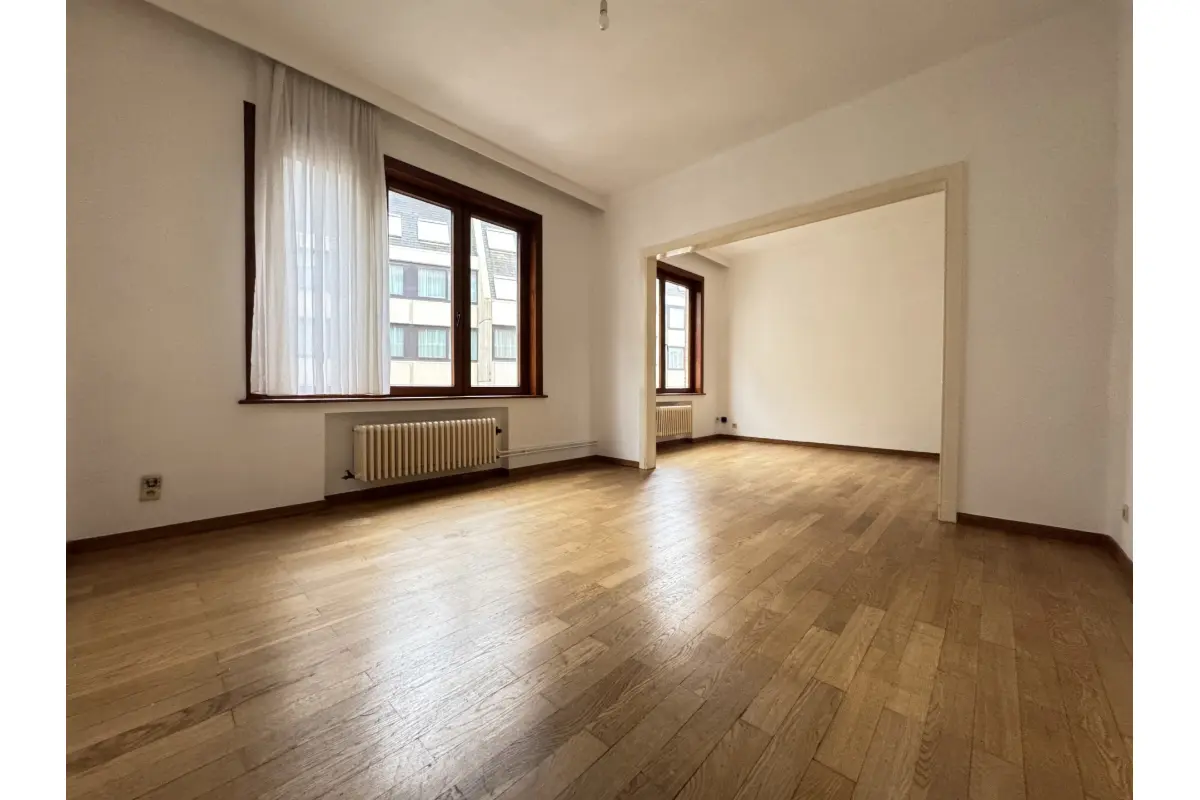 Appartement à louer à Saint-Gilles 1060 900.00€ 1 chambres 60.00m² - annonce 676518