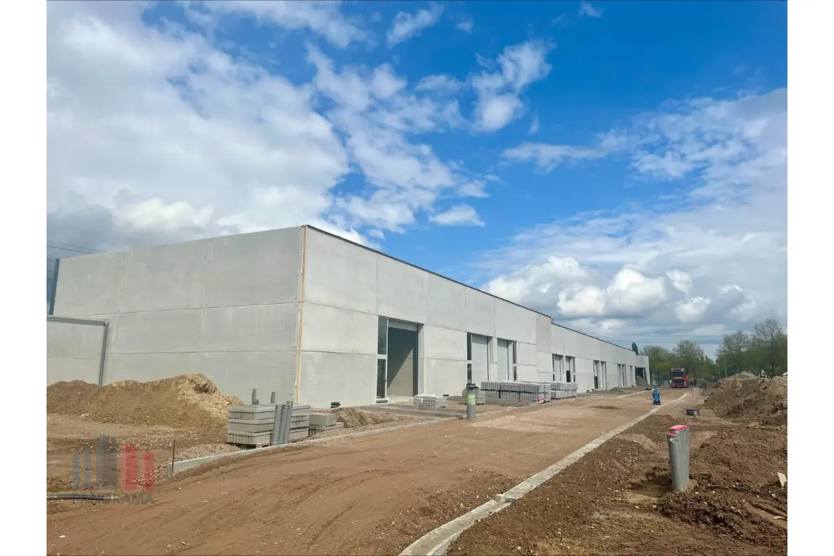 Commerce à vendre à Hasselt 3500 850500.00€  chambres 630.00m² - annonce 675980