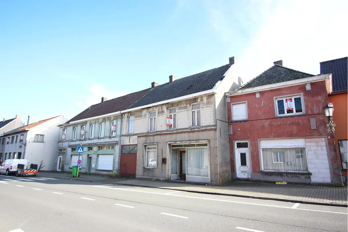 Bouwgrond te  koop in Munkzwalm 9630 1250000.00€  slaapkamers m² - Zoekertje 676808