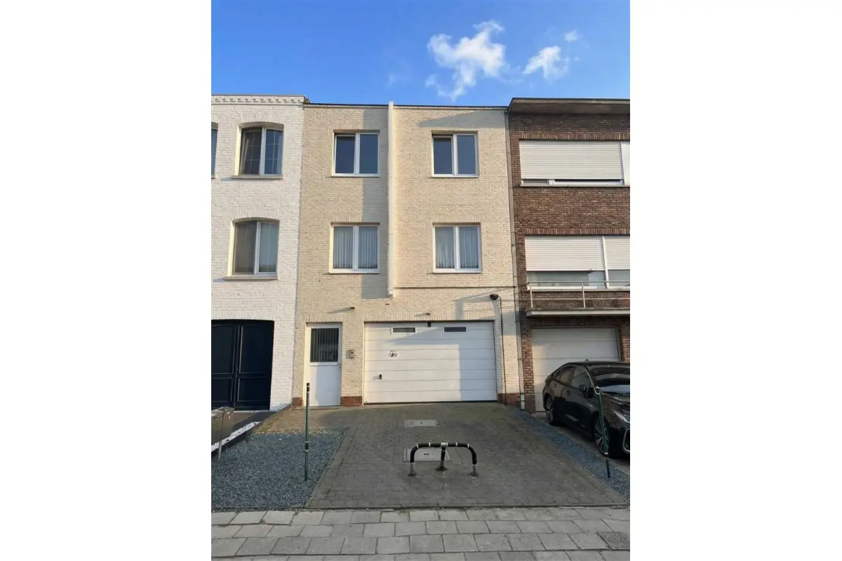 Handelszaak te  koop in Boom 2850 599000.00€ 5 slaapkamers 70.00m² - Zoekertje 676907