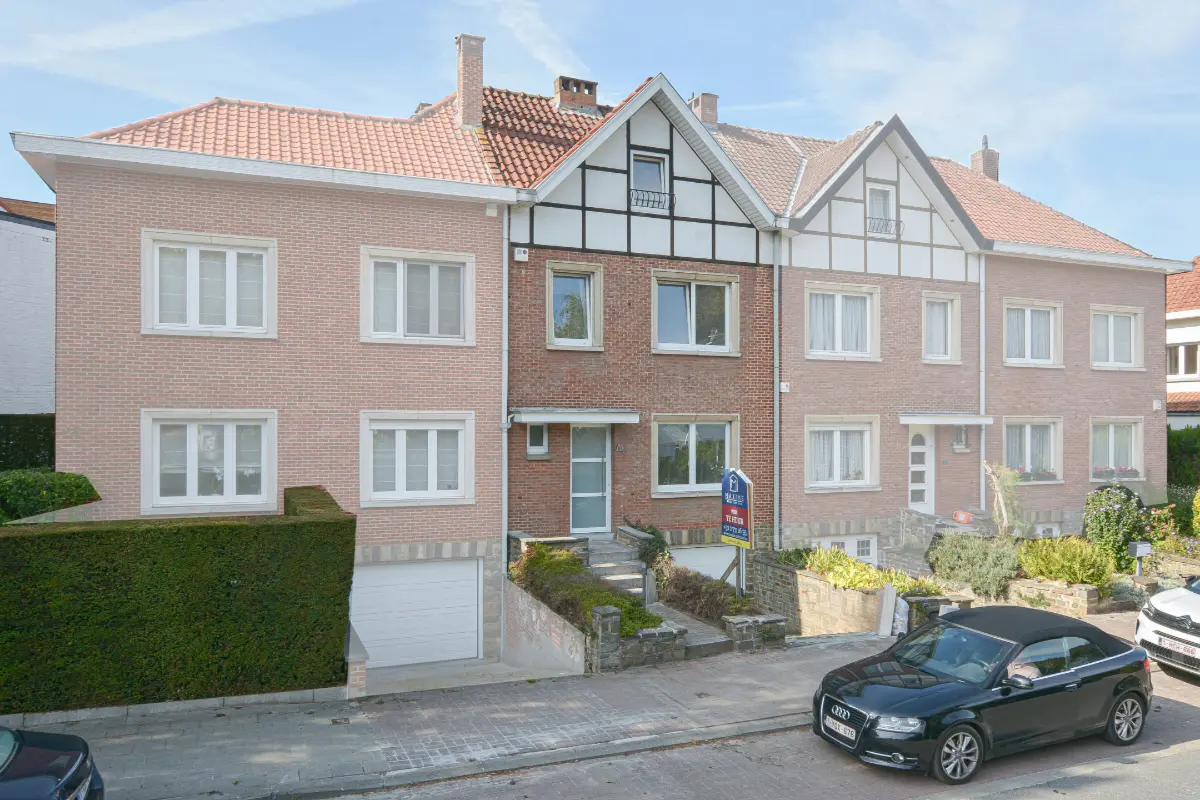 Huis te  huur in Sint-Pieters-Woluwe 1150 2250.00€ 3 slaapkamers 126.00m² - Zoekertje 677158
