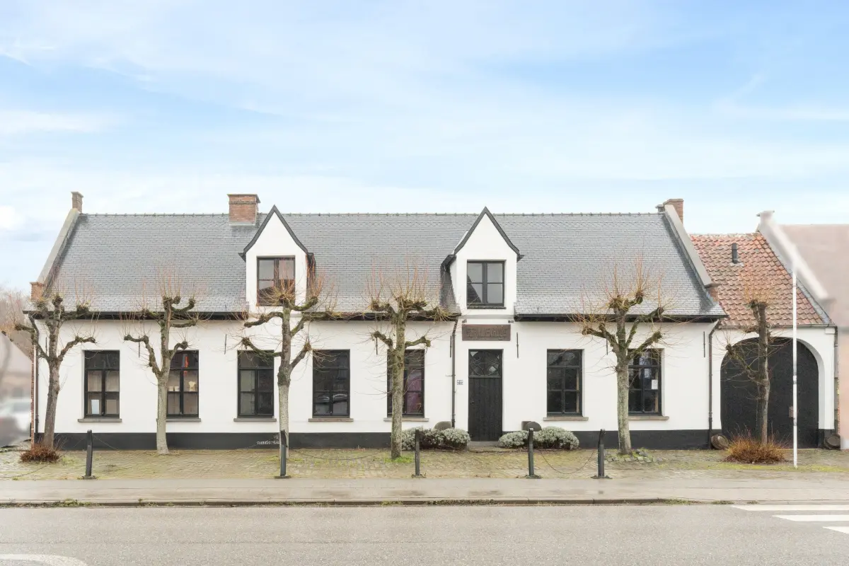 Handelszaak te  koop in Temse 9140 599000.00€ 1 slaapkamers 714.00m² - Zoekertje 677046